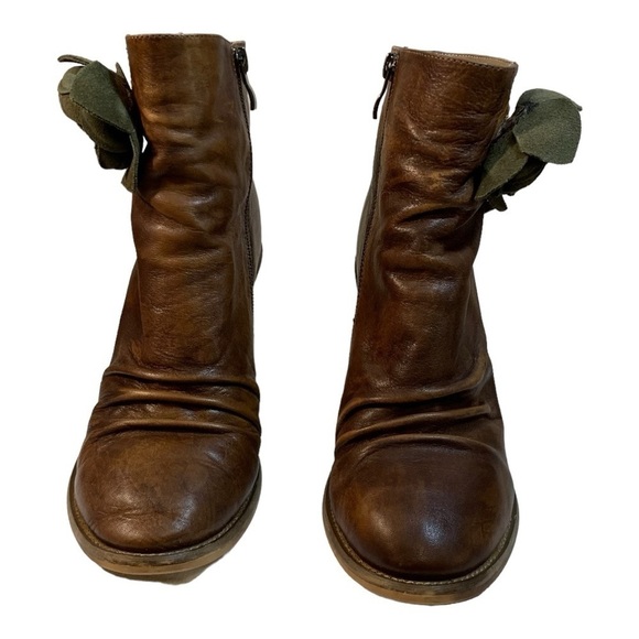 Socofy Distressed Brown Leather Boots with Green Leather 3-D Flower - Size 6 37 - Picture 3 of 14